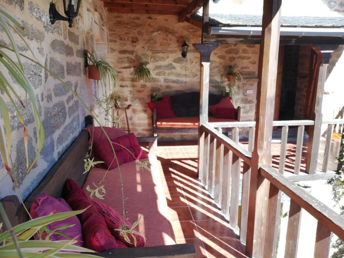 La Posada De Pedrazales 외부 사진